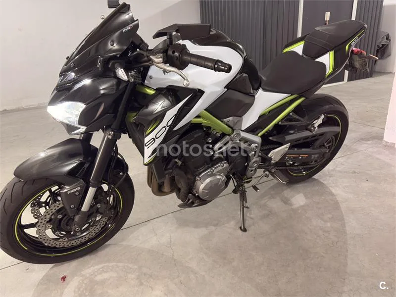 Kawasaki Z900 – Vista 4