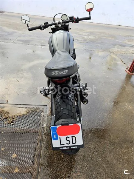 Ducati Scrambler – Vista 3