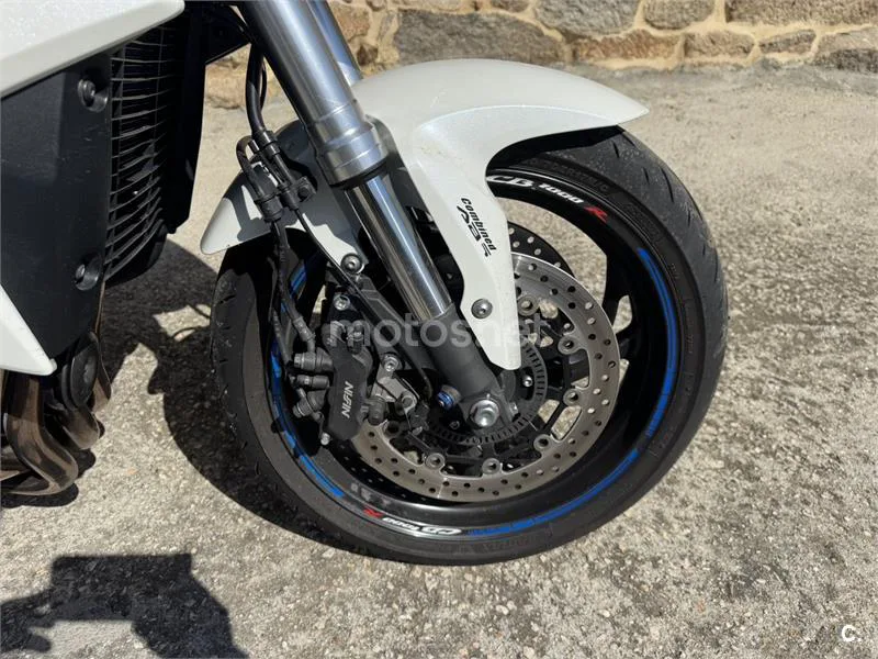 Honda CB 1000R – Vista 8
