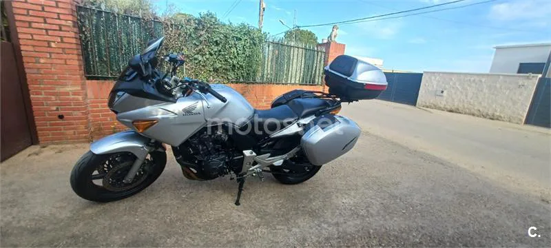 Honda CBF 600 S – Vista 4