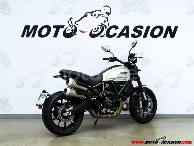 Ducati Scrambler – Vista 3