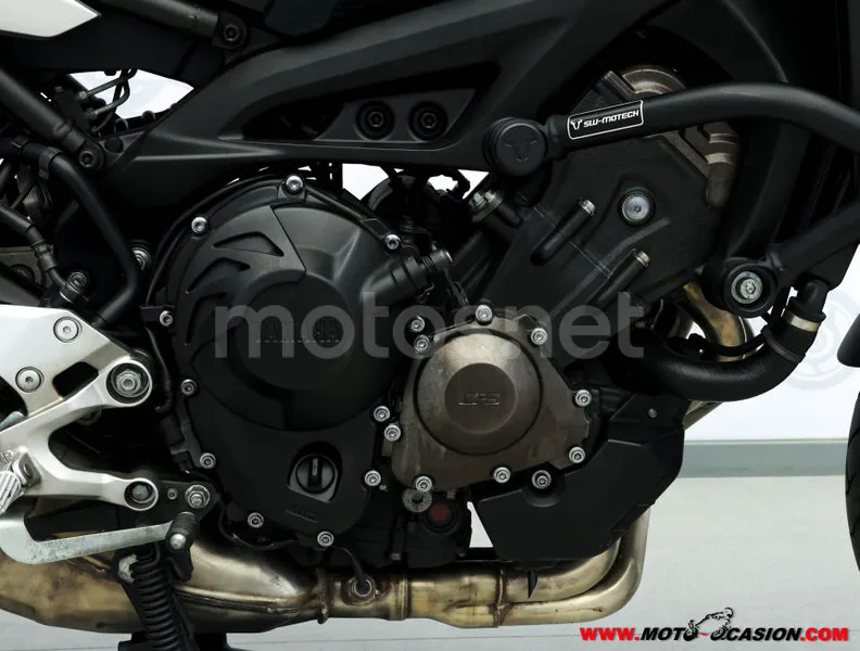 Yamaha MT-09 Tracer – Vista 5
