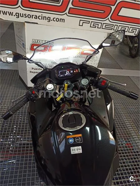 Kawasaki Ninja 500 – Vista 22