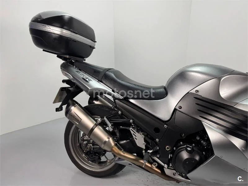 Kawasaki ZZR 1400 – Vista 8