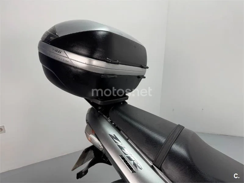 Kawasaki ZZR 1400 – Vista 10