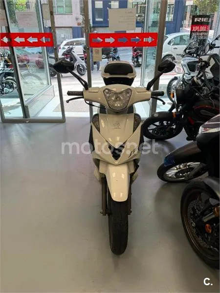Daelim S16 125 1500 € 2022 A Coruña - 2
