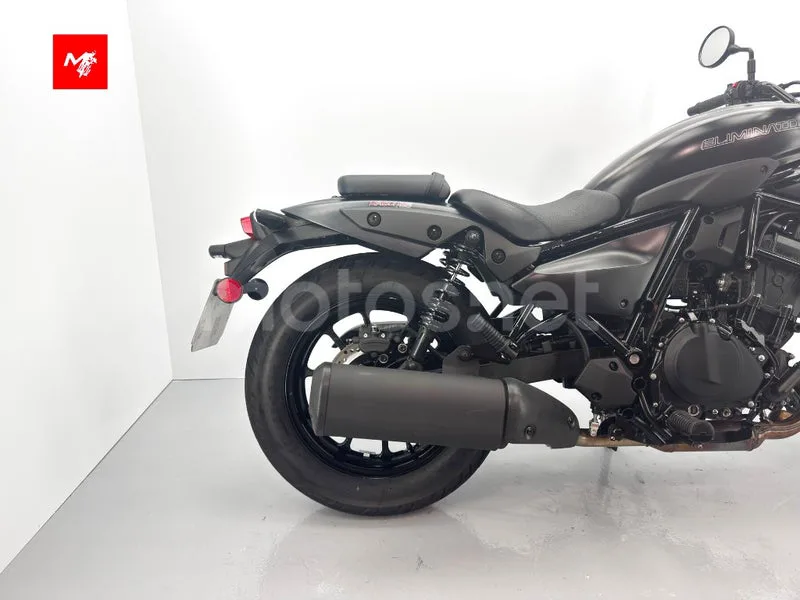 Kawasaki Eliminator 500 – Vista 5