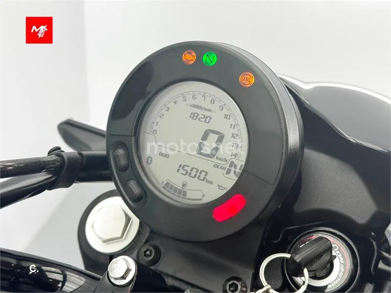 Kawasaki Eliminator 500 – Vista 10