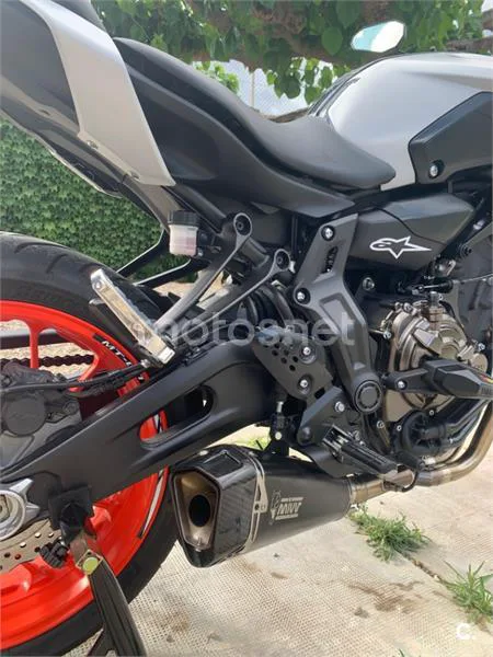 Yamaha MT-07 – Vista 9