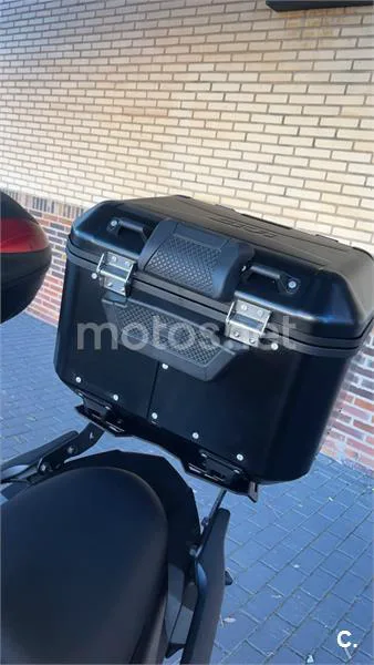 Kawasaki Versys – Vista 11