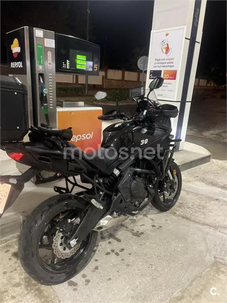 Kawasaki Versys – Vista 4