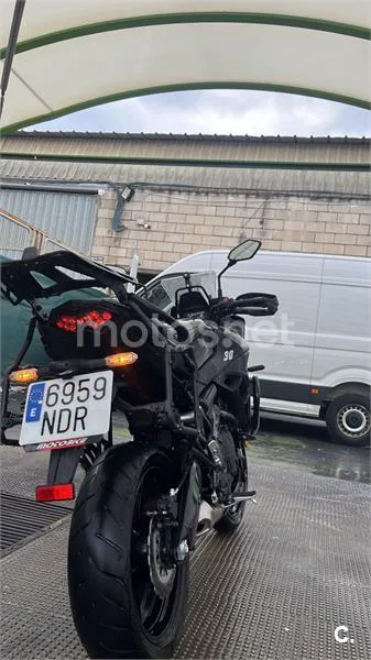Kawasaki Versys – Vista 7