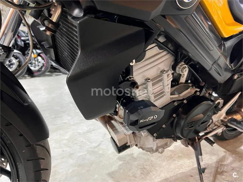 BMW F 800 ST – Vista 72