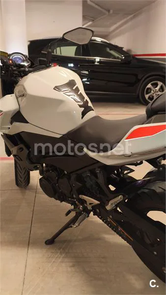 Kawasaki Z400 – Vista 3