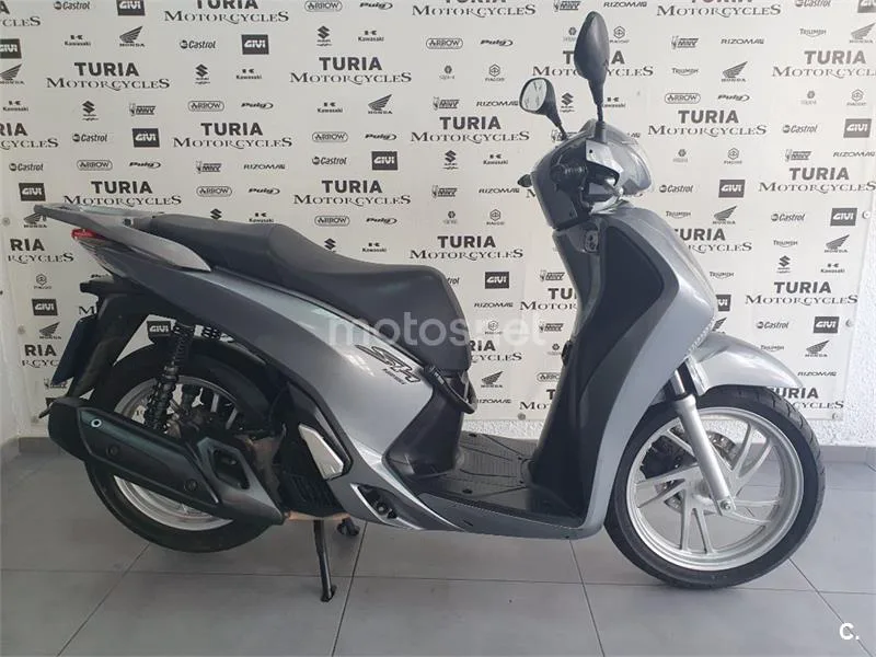 Honda SH 125i – Vista 3