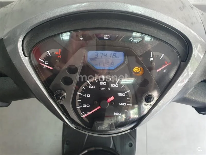 Honda SH 125i – Vista 5
