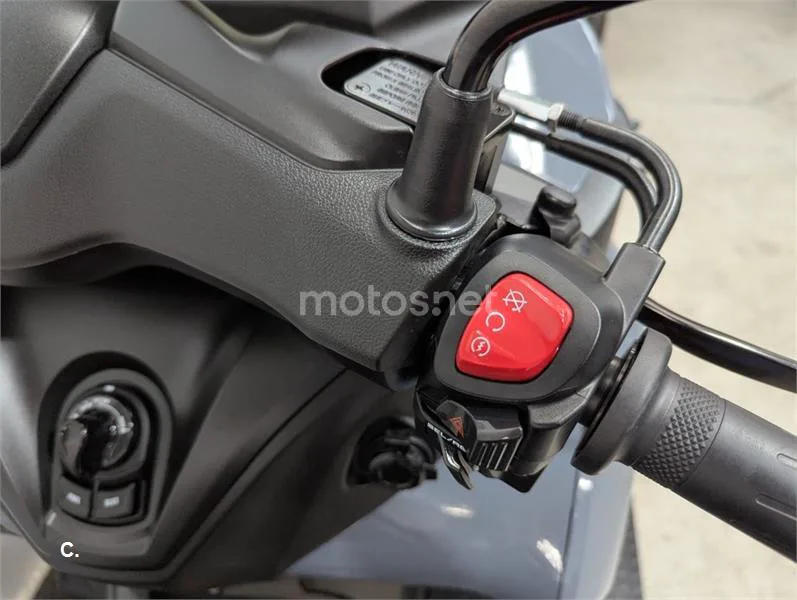 Yamaha Tricity – Vista 11