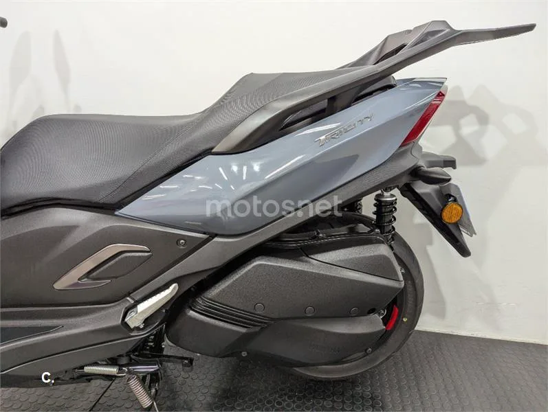 Yamaha Tricity – Vista 4