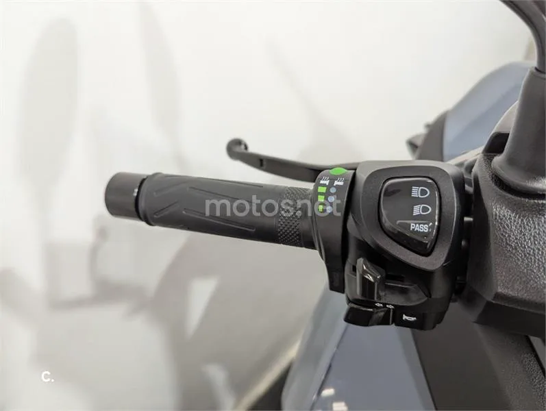 Yamaha Tricity – Vista 10