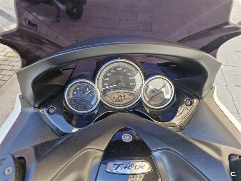 Yamaha TMAX 500 – Vista 4
