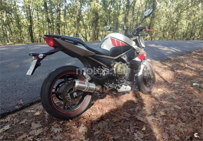 Yamaha XJ6 N Diversion – Vista 2
