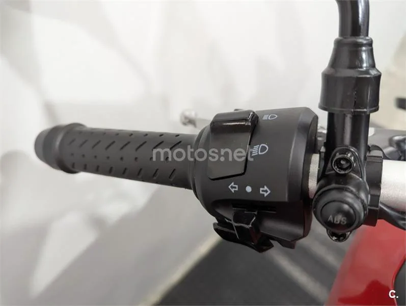 Voge 650 DSX – Vista 9