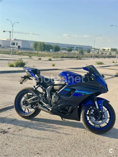 Yamaha R7 – Vista 6