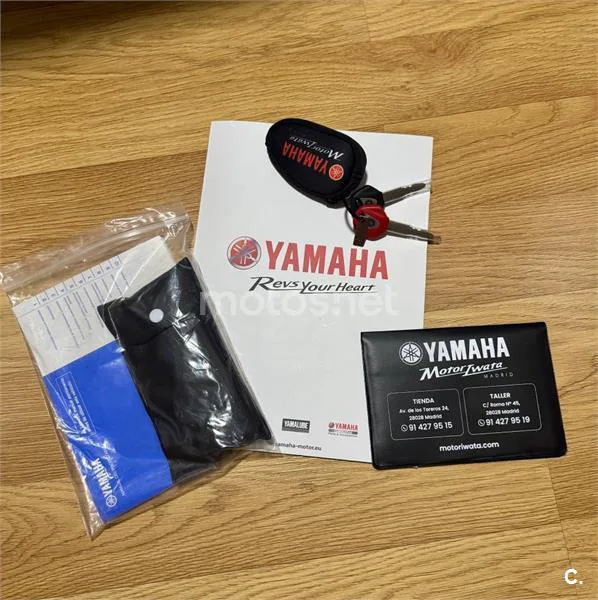 Yamaha R7 – Vista 8