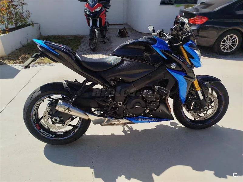 Suzuki GSX-S – Vista 2