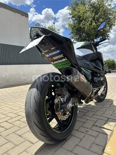 Kawasaki Z800 – Vista 5