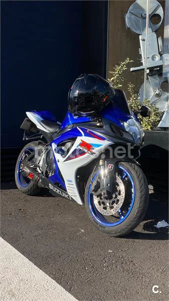 Suzuki GSX-R600 - Vista 14