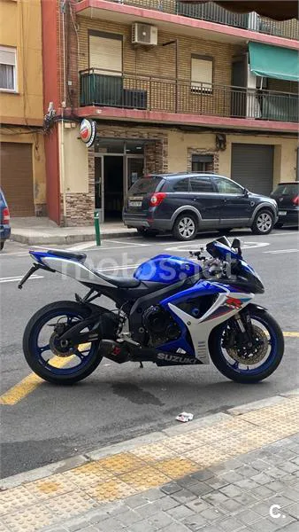 Suzuki GSX-R600 - Vista 3