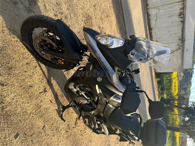 Suzuki V-Strom 650 XT – Vista 2