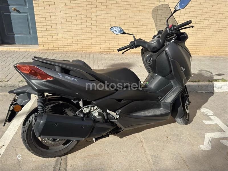 Yamaha XMAX 300 – Vista 2
