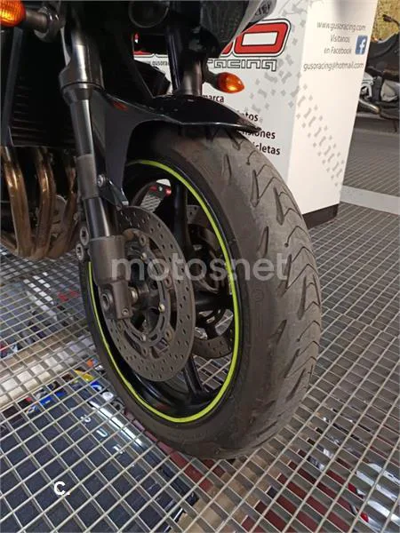 Yamaha FZ6 Fazer – Vista 13
