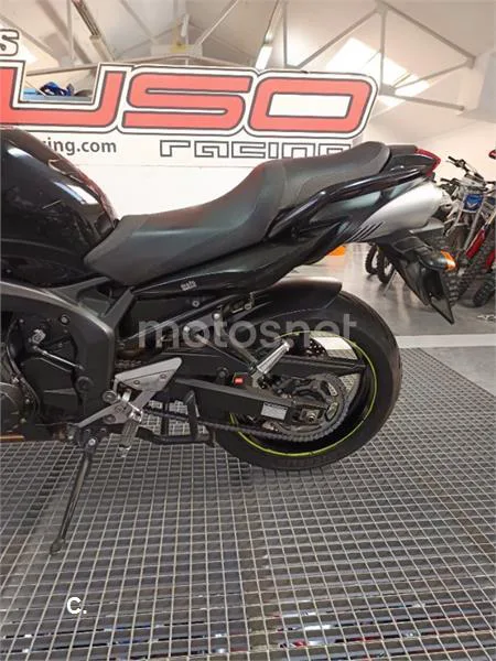 Yamaha FZ6 Fazer – Vista 8
