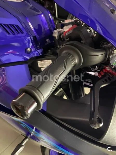 Yamaha R125 – Vista 2