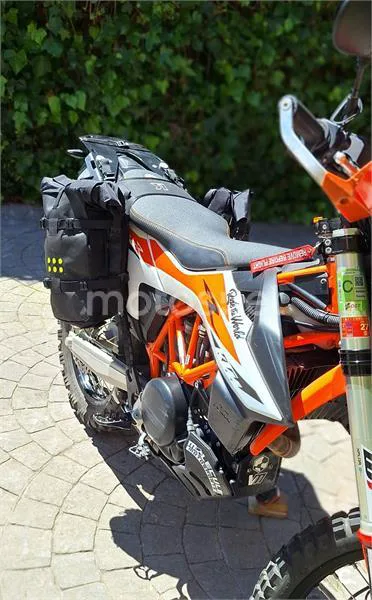 KTM 690 Enduro R – Vista 6