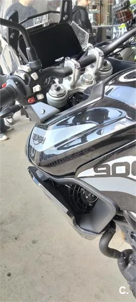 Triumph Tiger 900 – Vista 2