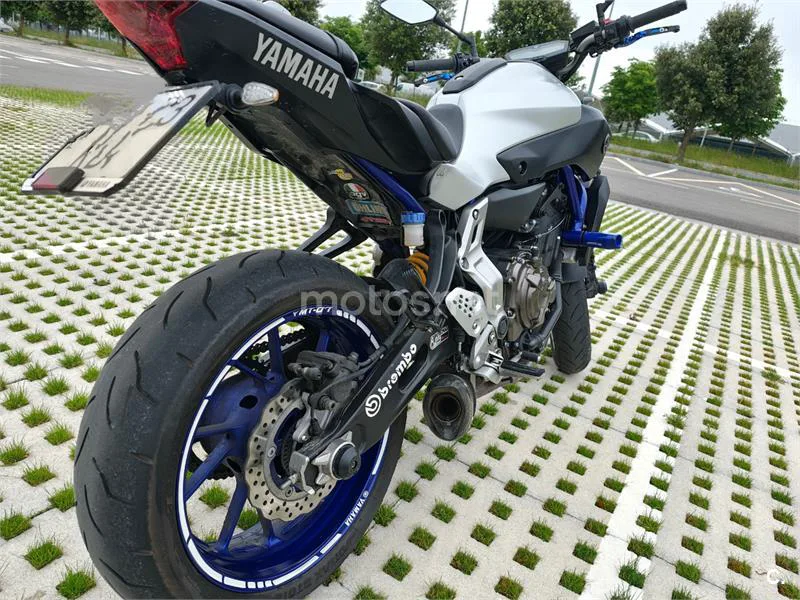 Yamaha MT-07 – Vista 4