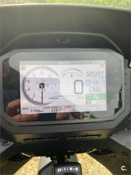 Honda XL 750 Transalp – Vista 3