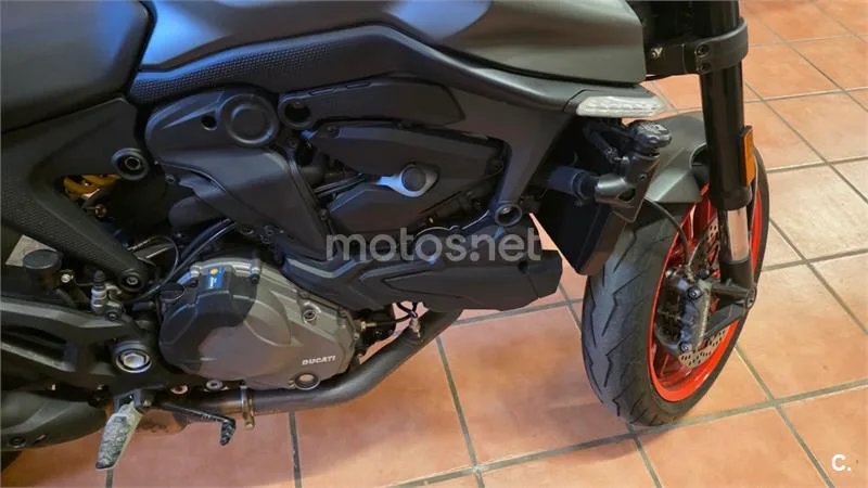 Ducati Monster – Vista 2
