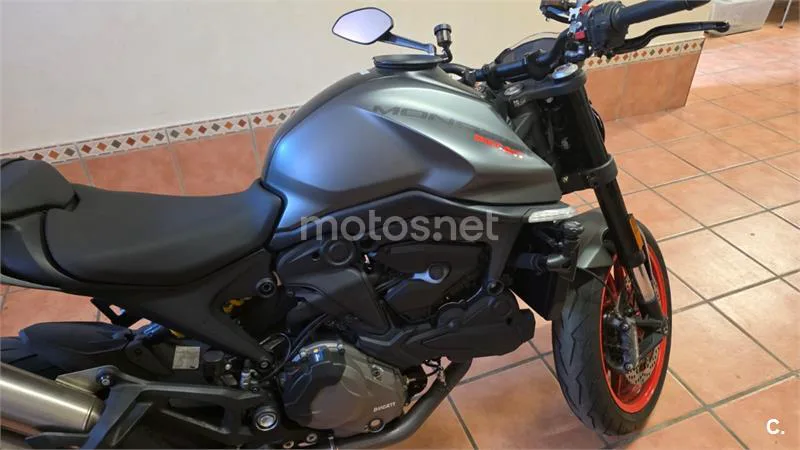 Ducati Monster – Vista 4