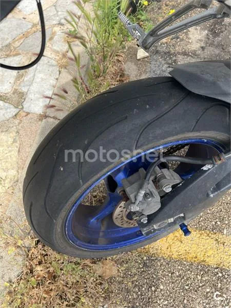 Suzuki GSX-R600 - Vista 9
