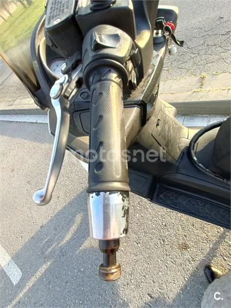 Kymco Super Dink 125 – Vista 20