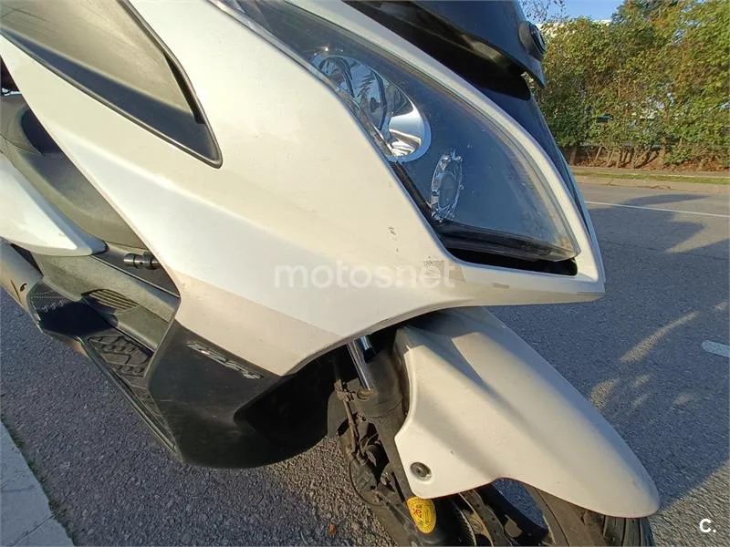 Kymco Super Dink 125 – Vista 27