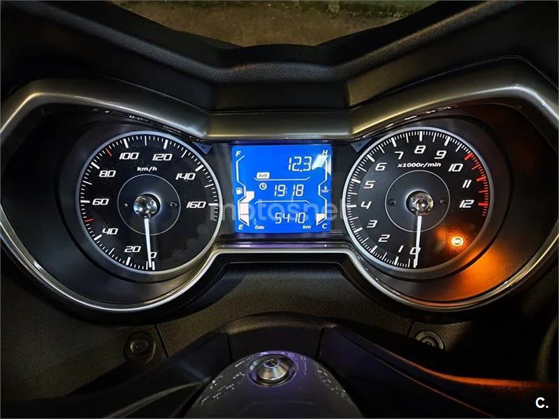 Yamaha XMAX 125 – Vista 6