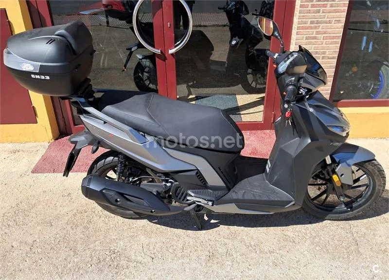 Yamaha XMAX 125 – Vista 10