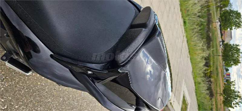 Yamaha FZ6 S2 – Vista 4
