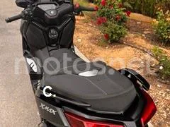 Yamaha XMAX 300 - Vista 3